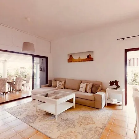 Holiday home Maison Sajarelle